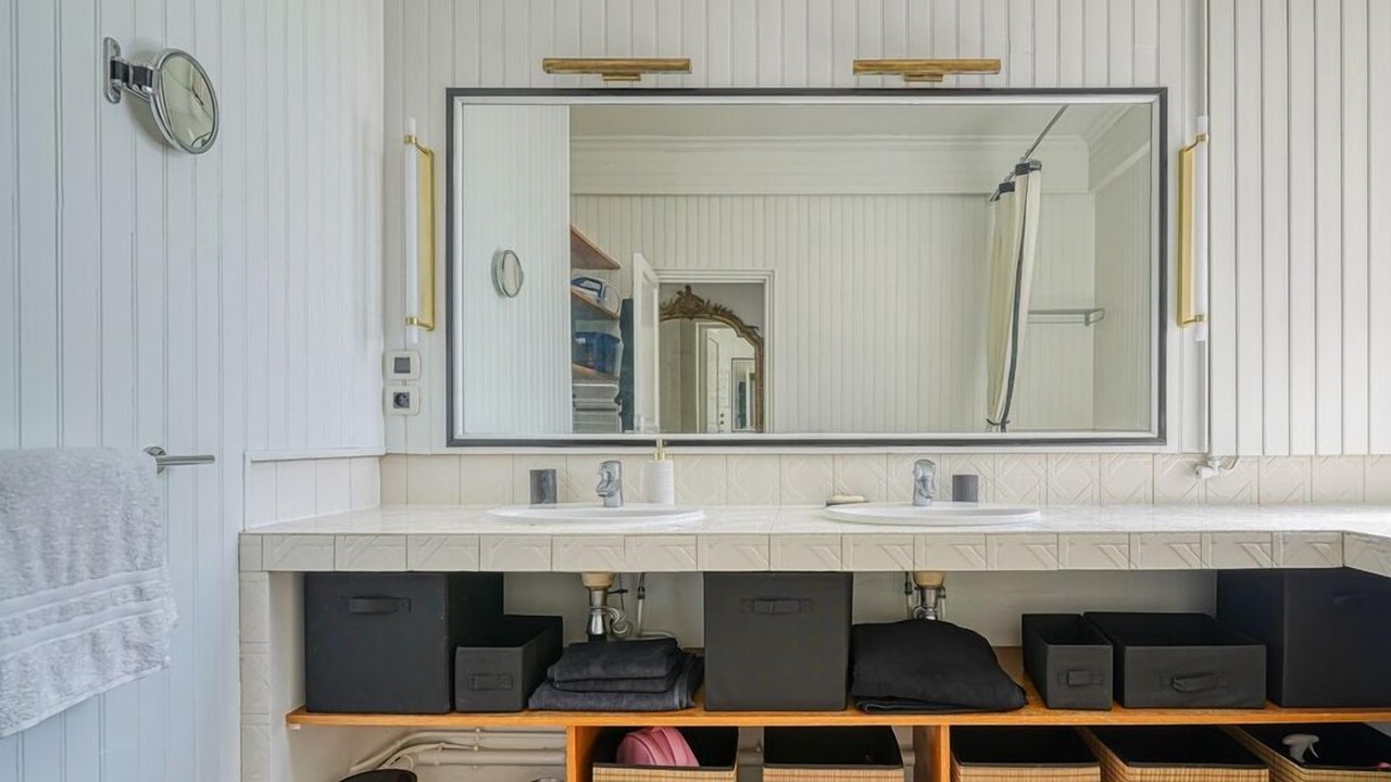 Photo of Bathroom in Levallois-Perret