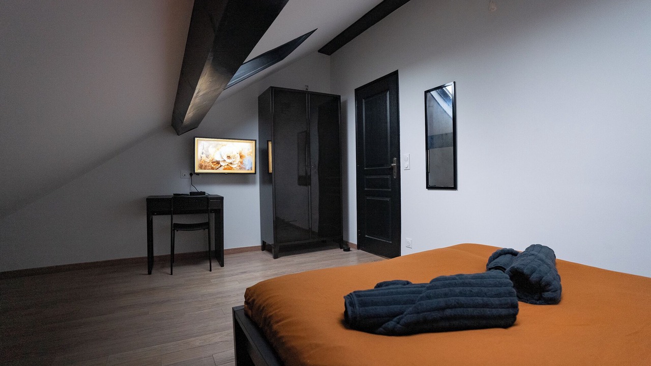 Photo of Bedroom in Valenciennes