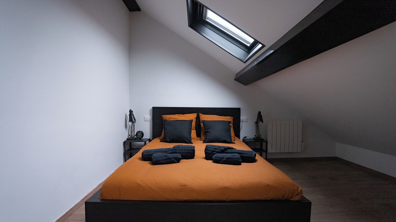 Photo of Bedroom in Valenciennes