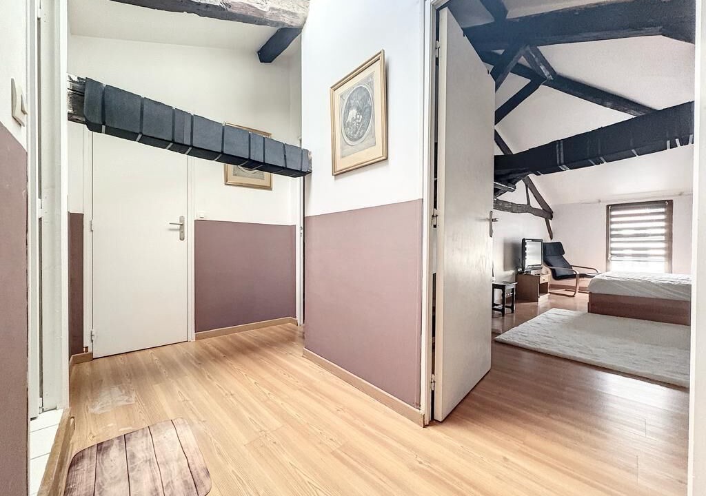 Photo of Bedroom in Chalons-en-Champagne