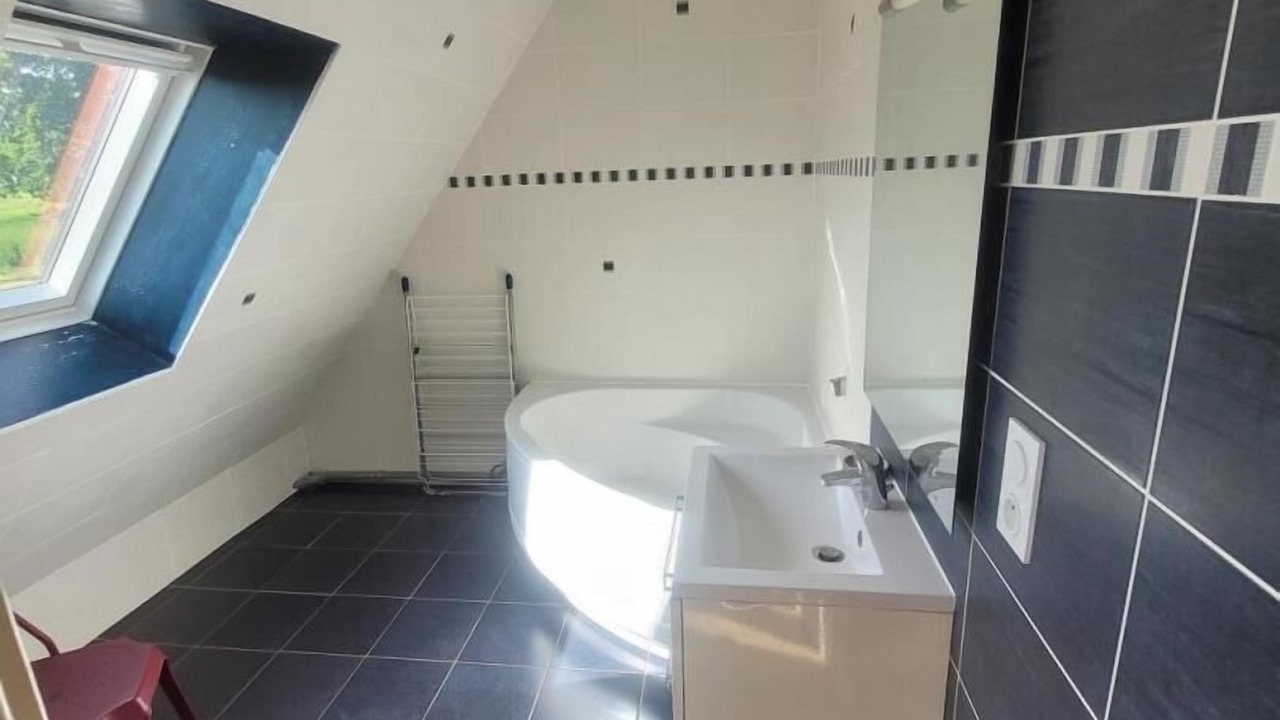 Photo of Bathroom in Criquetot-lʼEsneval