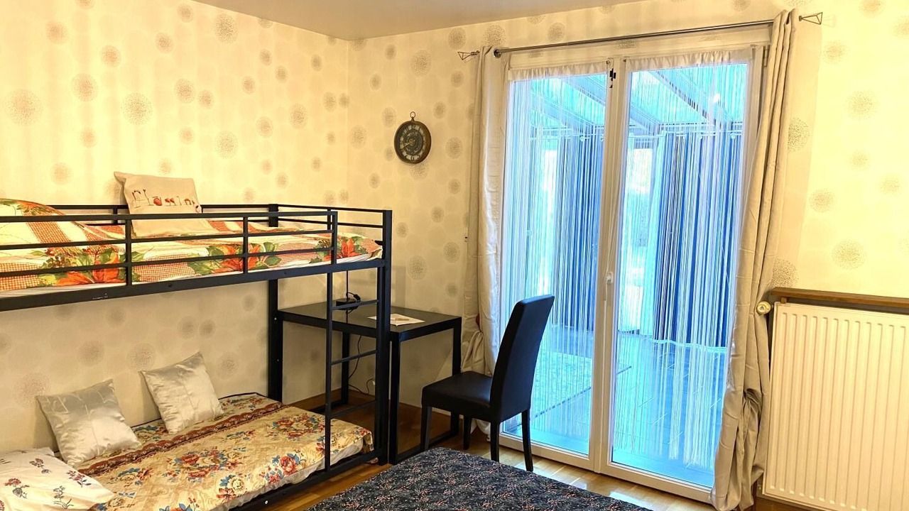 Photo of Bedroom in Douzy