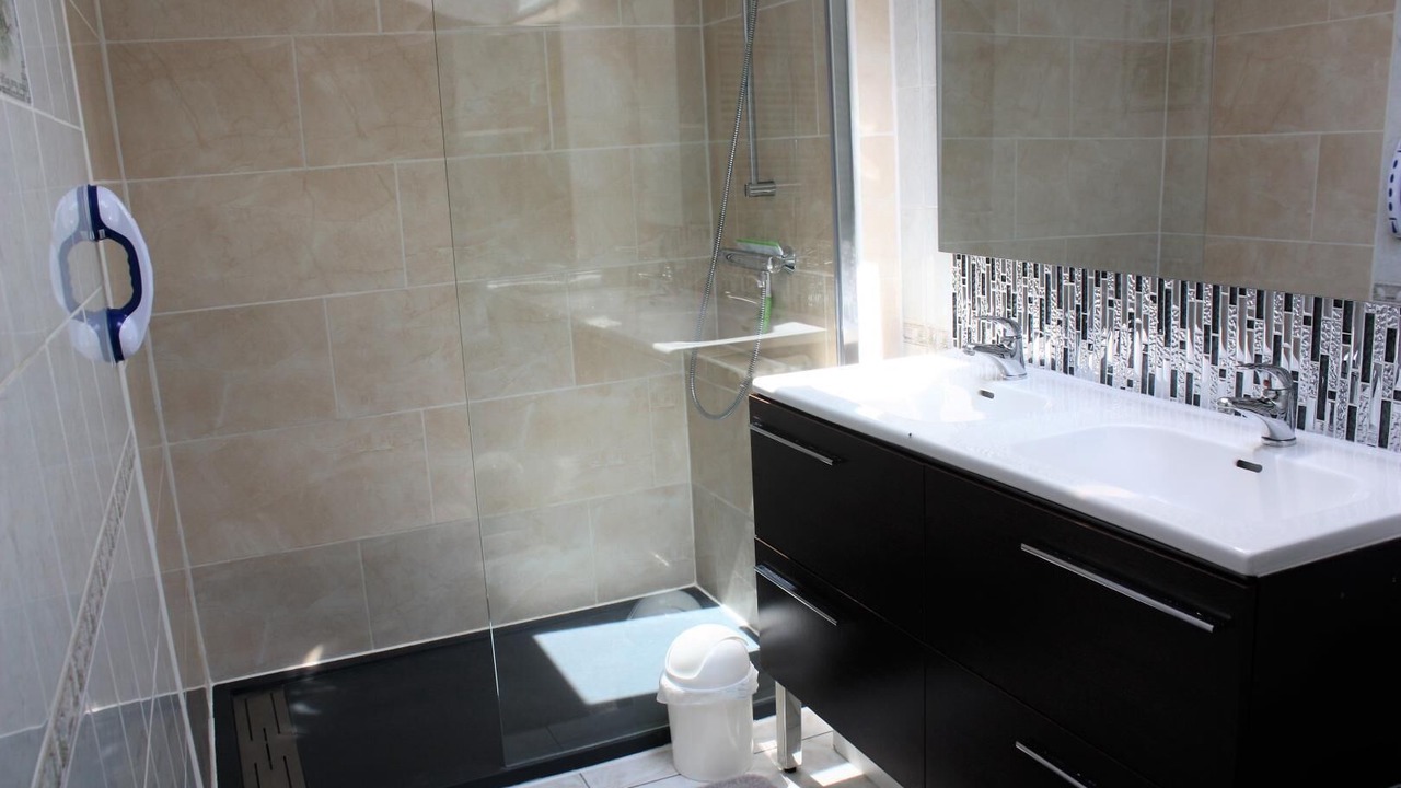 Photo of Bathroom in Goderville
