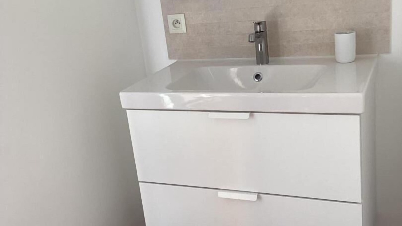 Photo of Bathroom in Arelaune-en-Seine