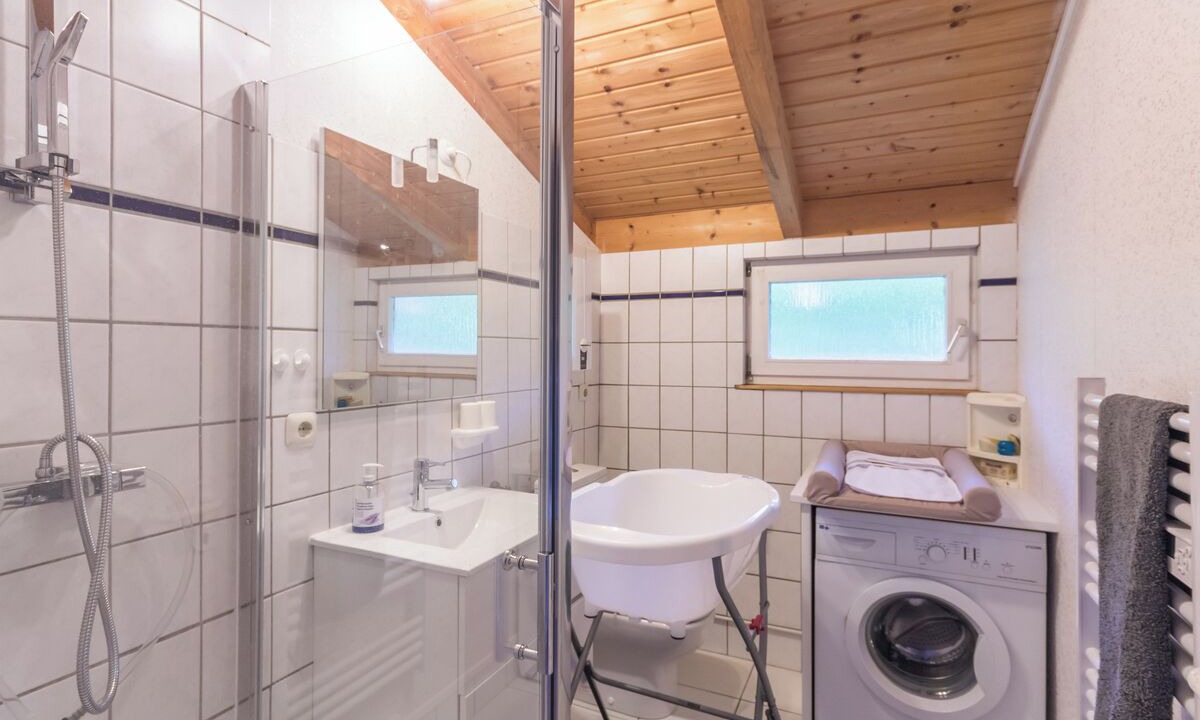 Photo of Bathroom in Lintot-les-Bois