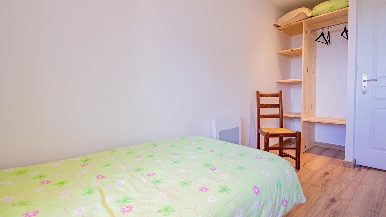 Photo of Bedroom in Hurigny