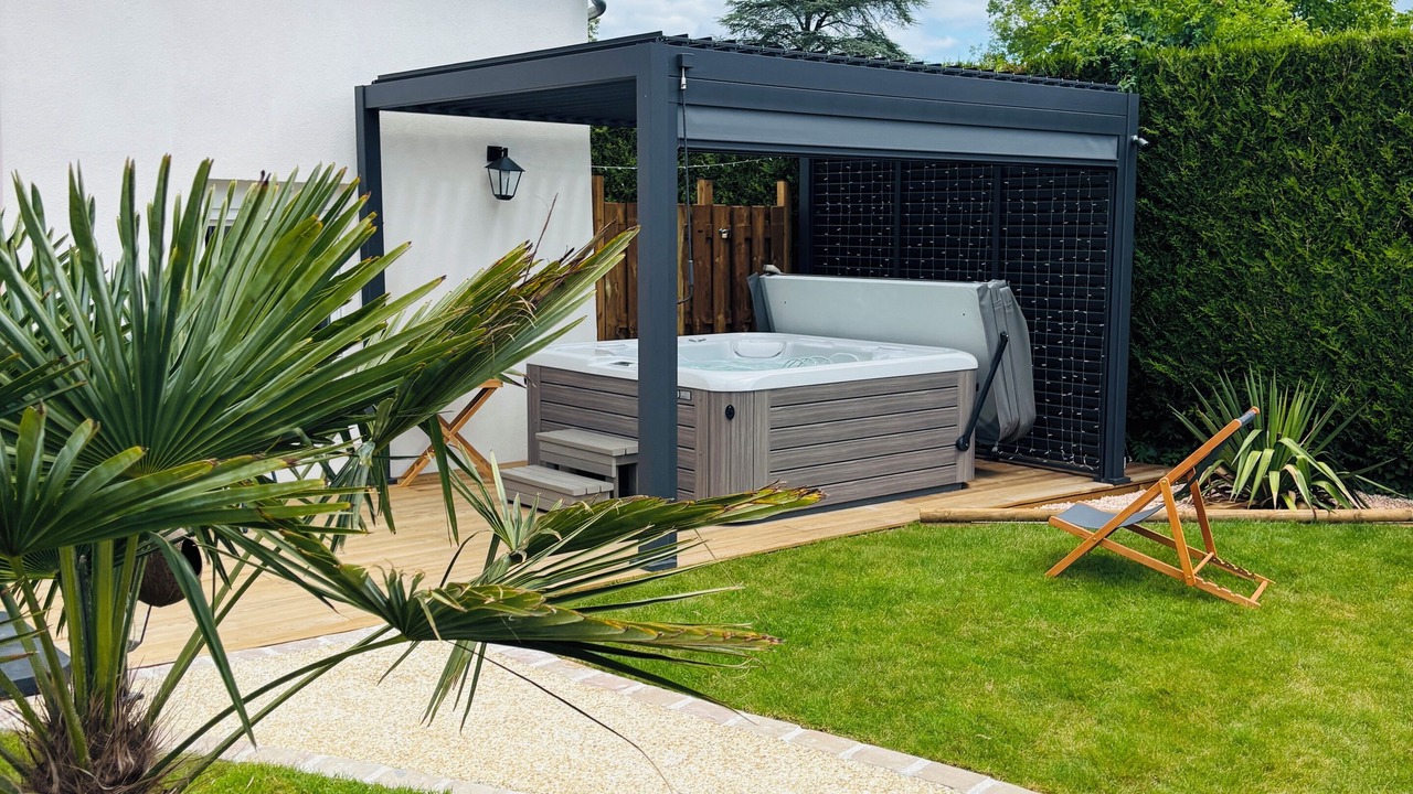 Photo of Outdoor in Pamfou