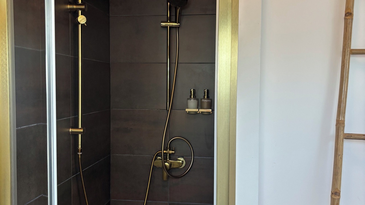 Photo of Bathroom in Pamfou