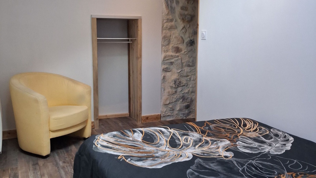 Photo of Bedroom in Chemire-en-Charnie
