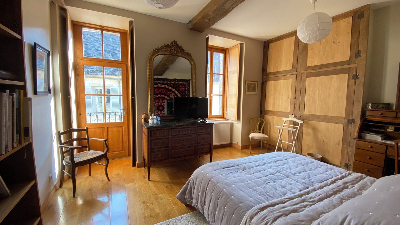 Photo of Bedroom in Flavigny-sur-Ozerain