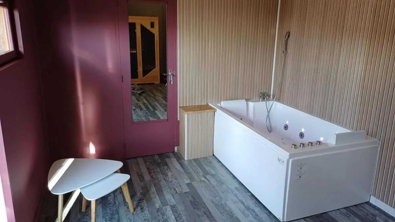 Photo of Bathroom in Saint-Loup-Terrier