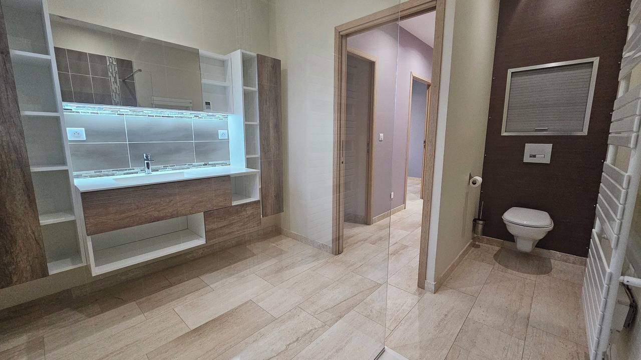 Photo of Bathroom in Monchy-Breton