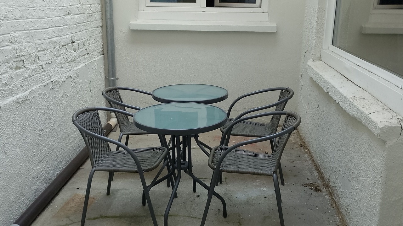 Photo of Outdoor in Lens