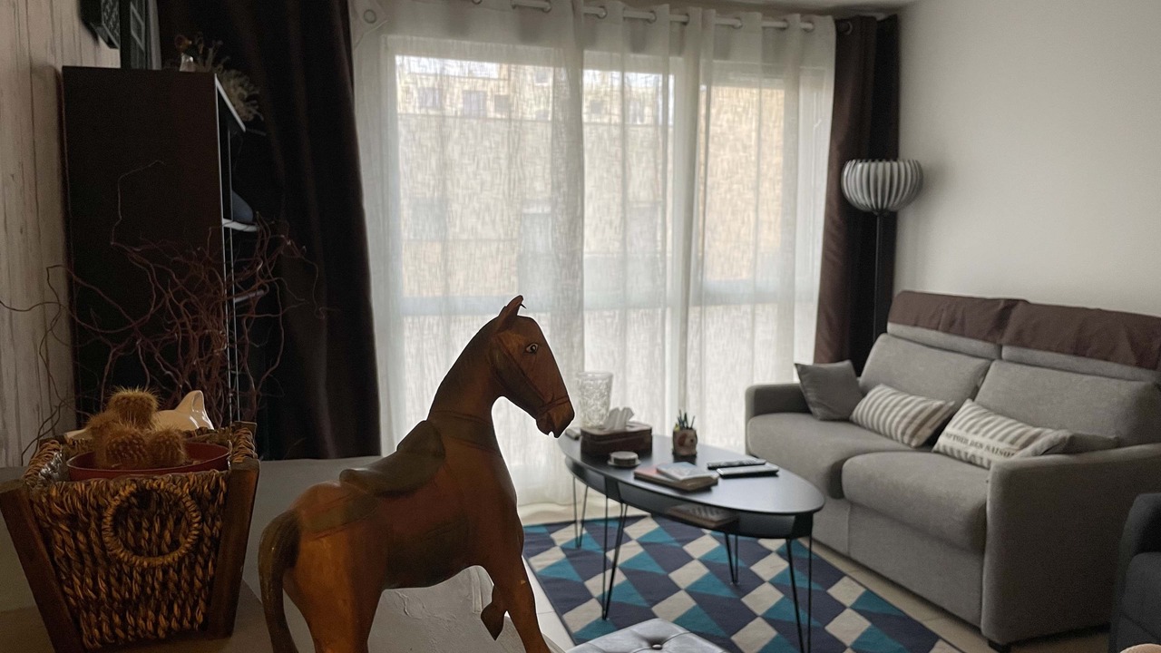 Photo of Livingroom in Romainville