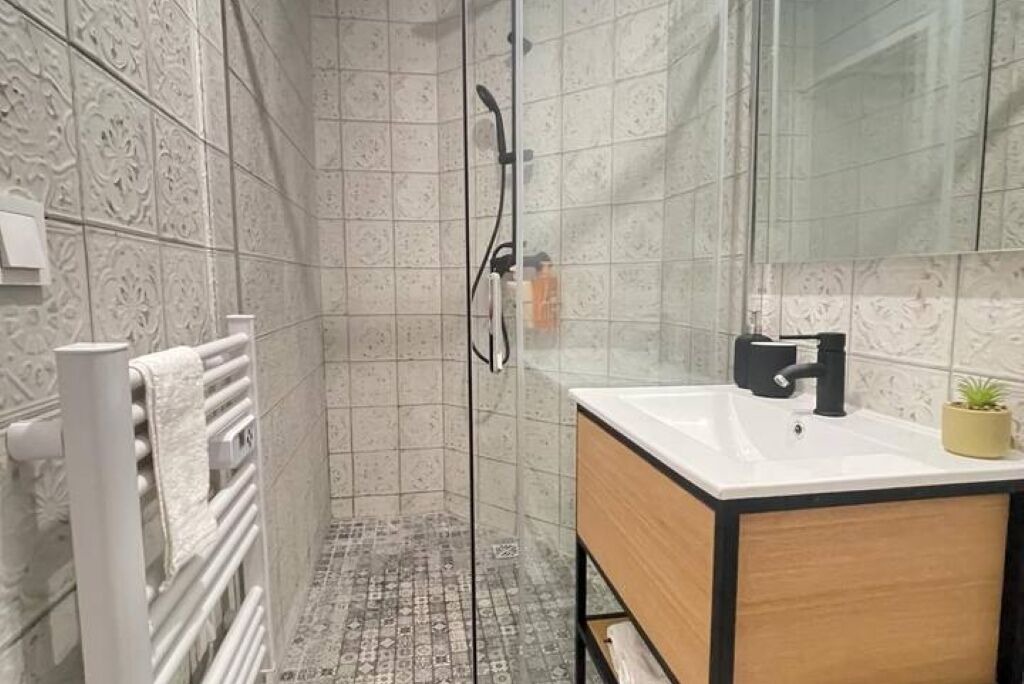 Photo of Bathroom in Reims