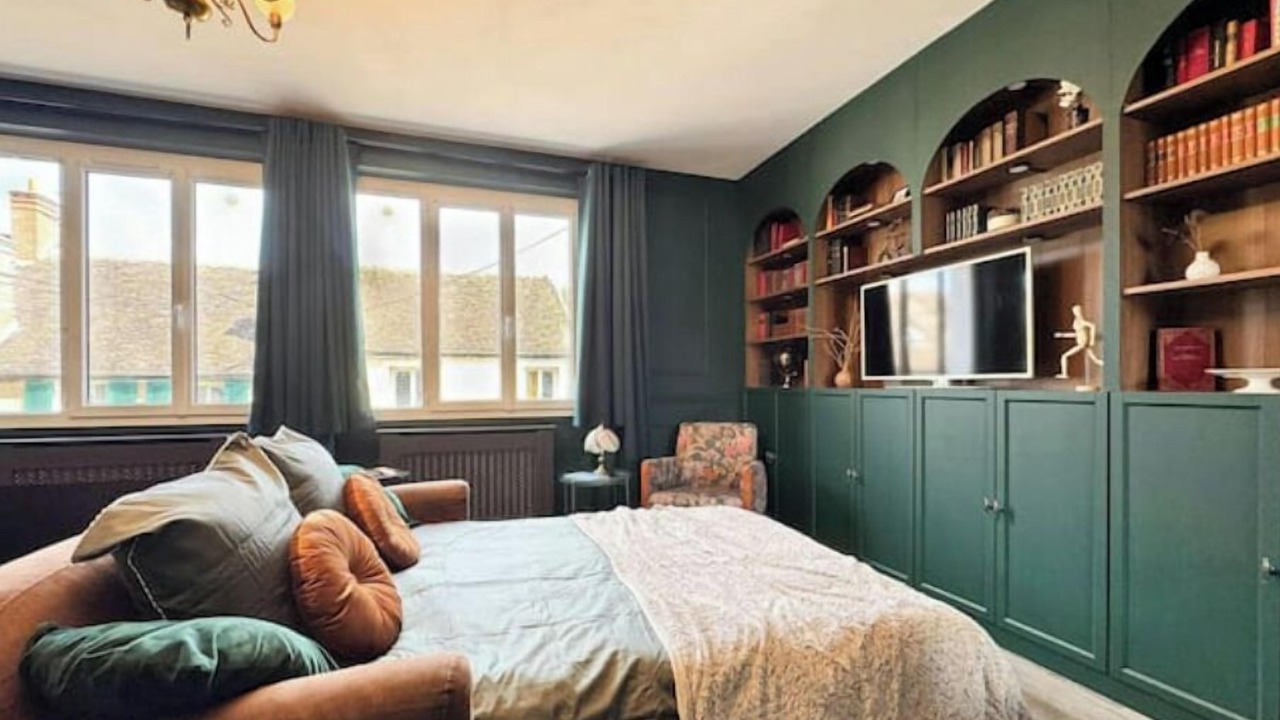 Photo of Bedroom in Nemours