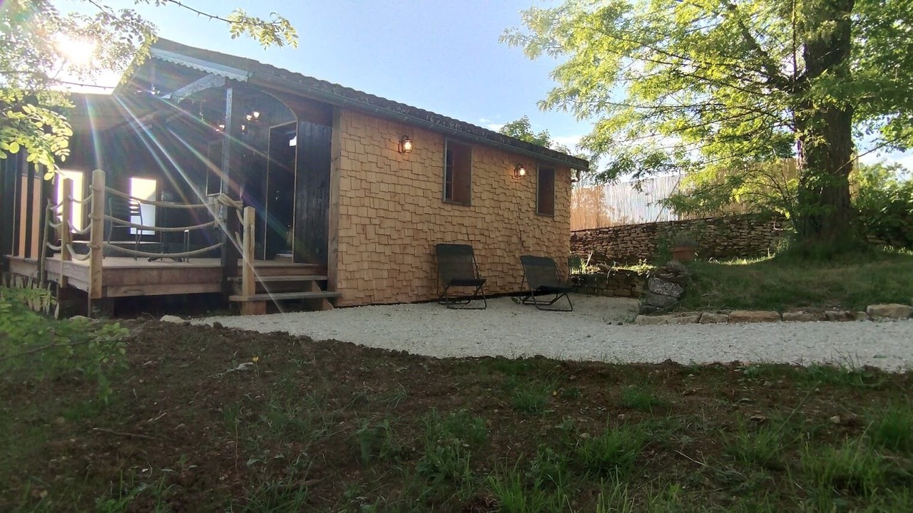 Photo of Outdoor in La Bussiere-sur-Ouche