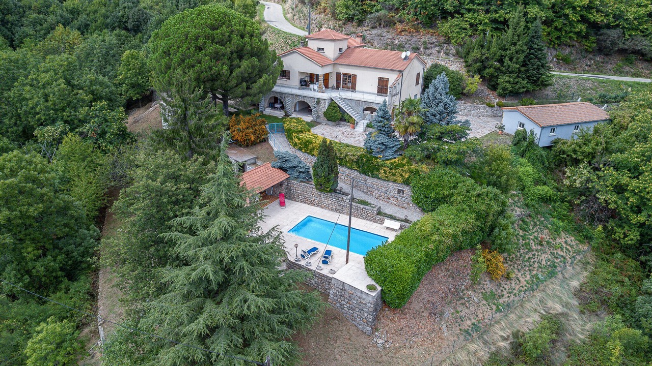 Photo of Outdoor in Juvinas