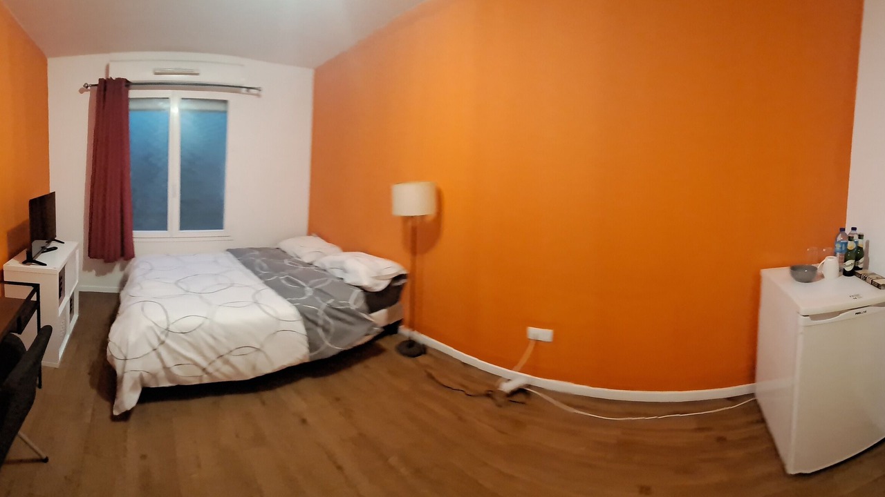 Photo of Bedroom in Trappes
