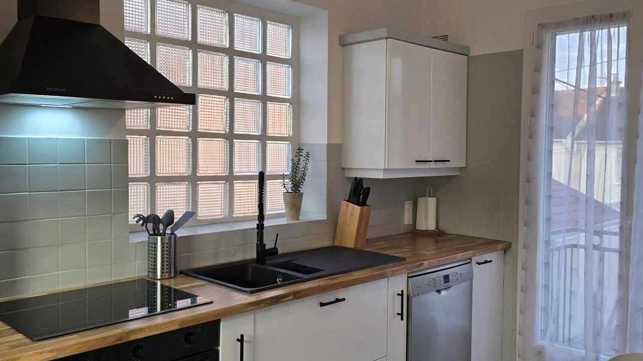 Photo of Kitchen in Saint-Thibault-des-Vignes