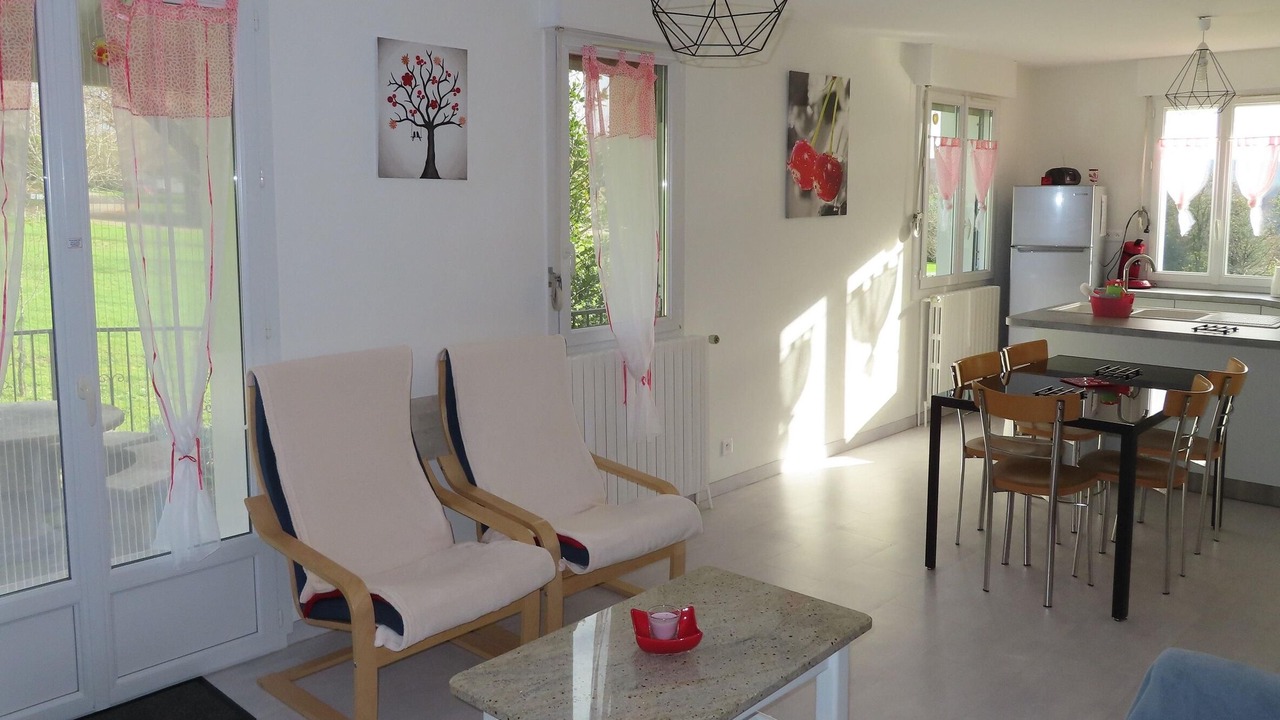 Photo of Livingroom in Fougerolles-Saint-Valbert