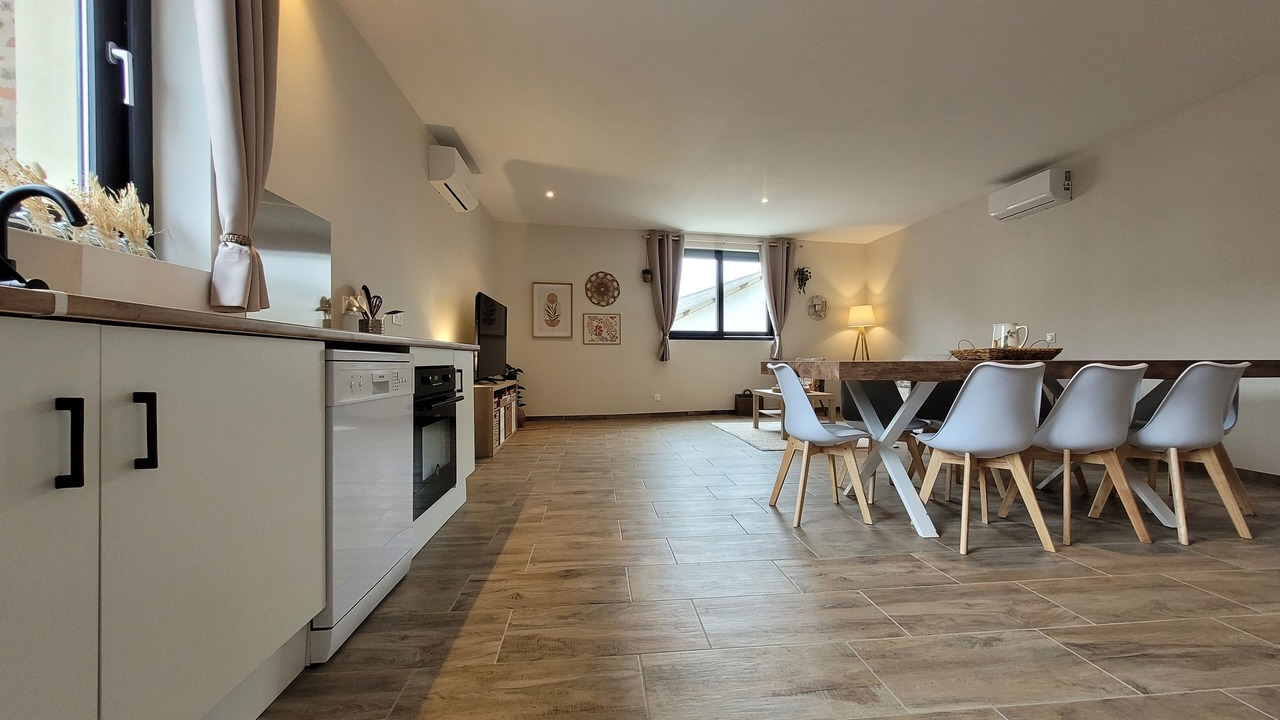 Photo of Kitchen in Millencourt-en-Ponthieu