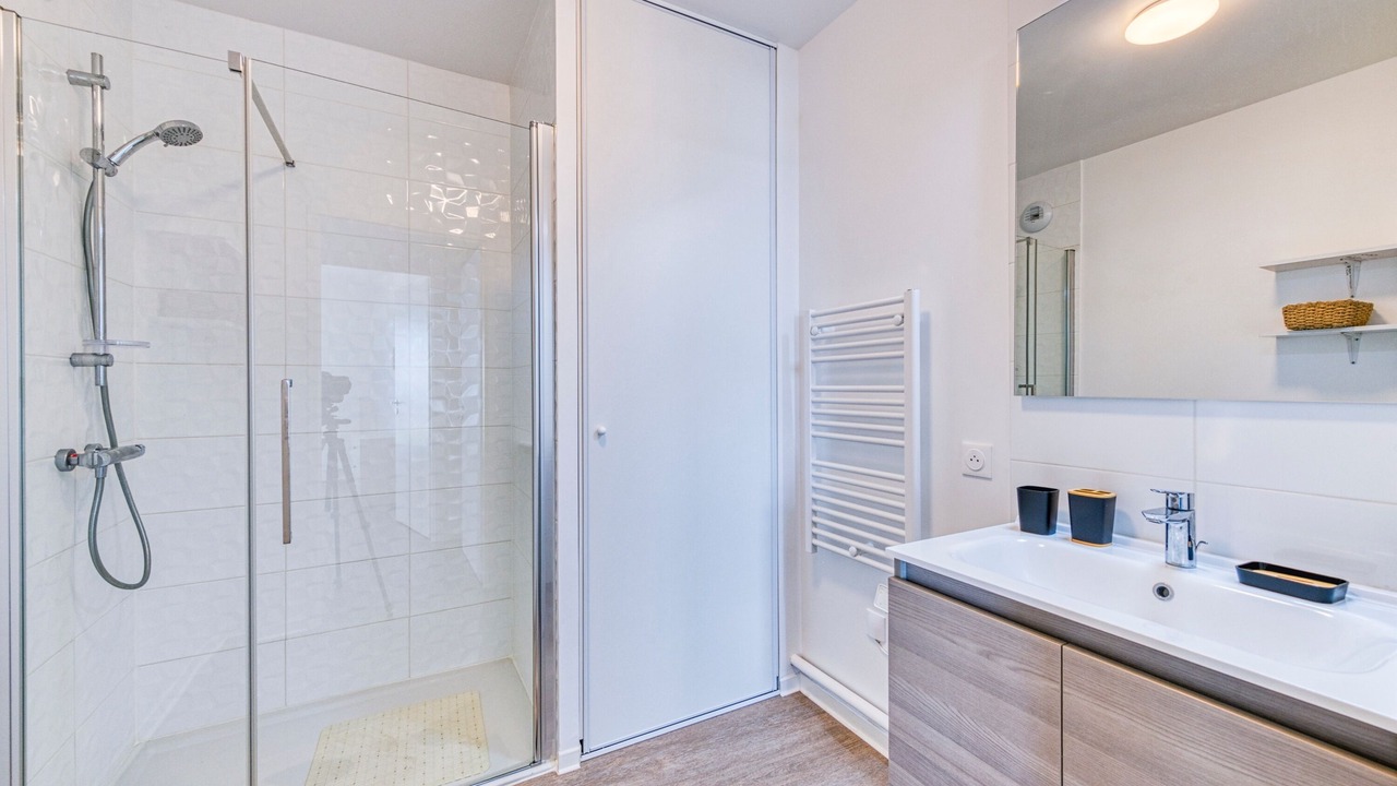 Photo of Bathroom in Cergy