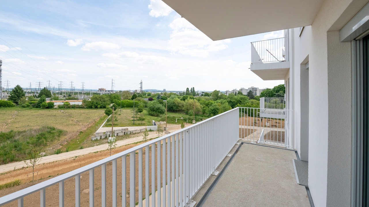 Photo of Outdoor in Cergy