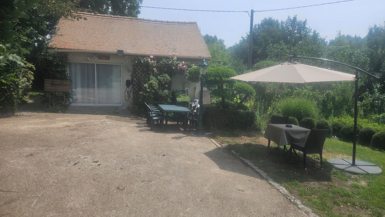 Photo of Others in Breancon