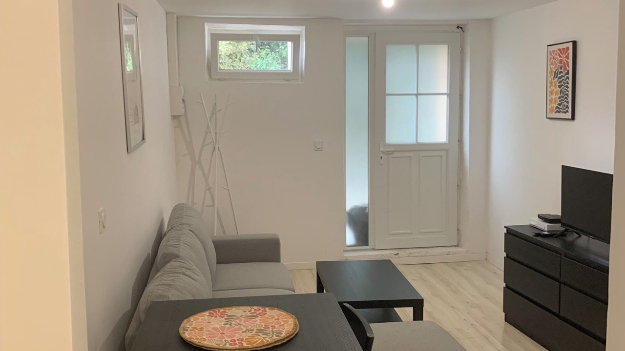 Photo of Livingroom in Les Mureaux