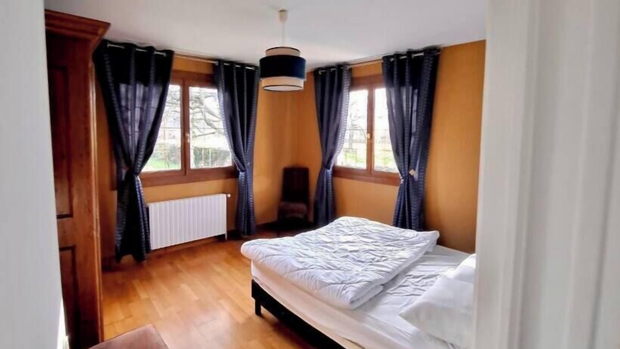 Photo of Bedroom in Embreville