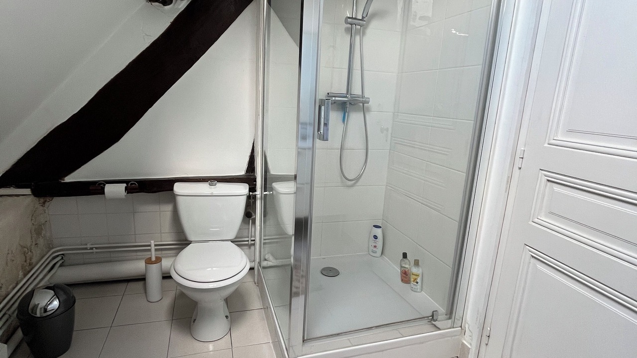 Photo of Bathroom in Fontaine-Sous-Jouy