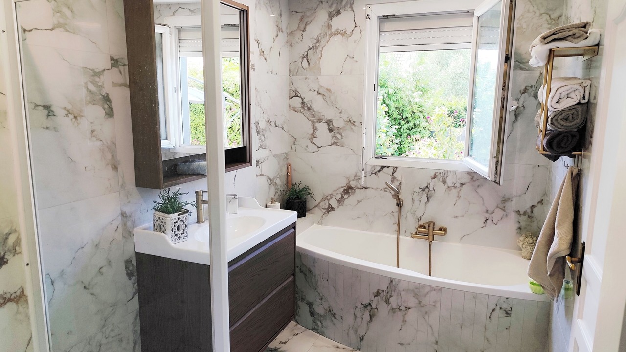 Photo of Bathroom in Arnouville
