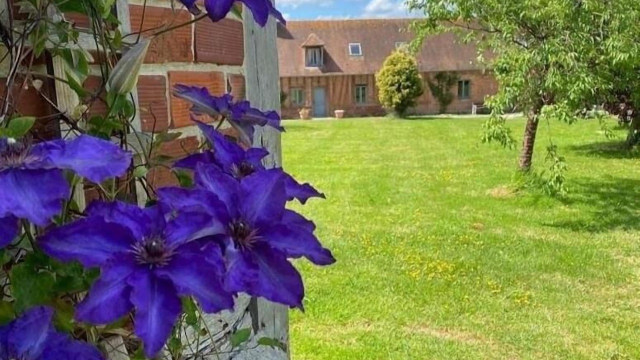 Photo of Outdoor in Mesnieres-en-Bray