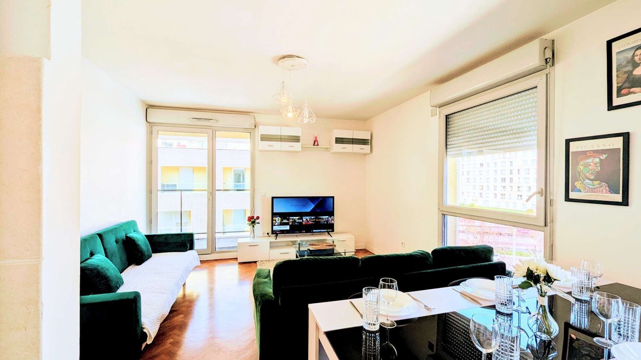 Photo of Livingroom in Asnieres-sur-Seine