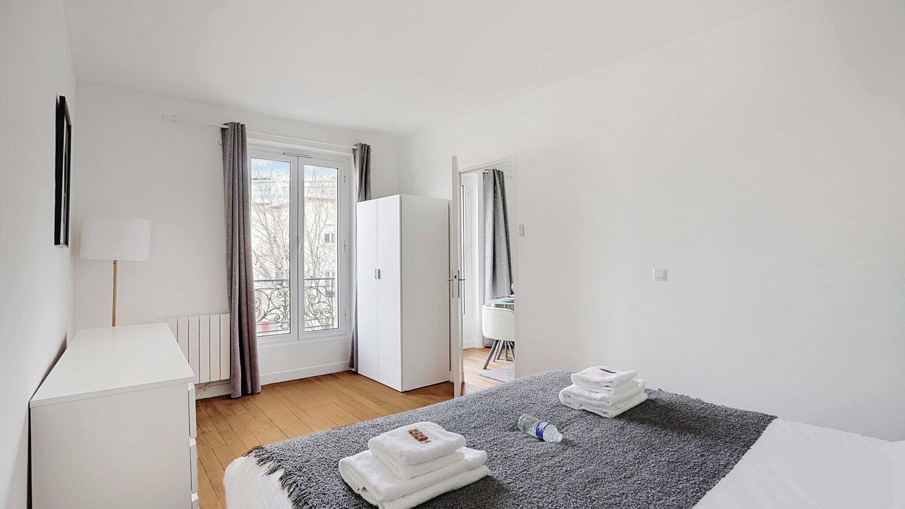 Photo of Bedroom in Saint-Ouen