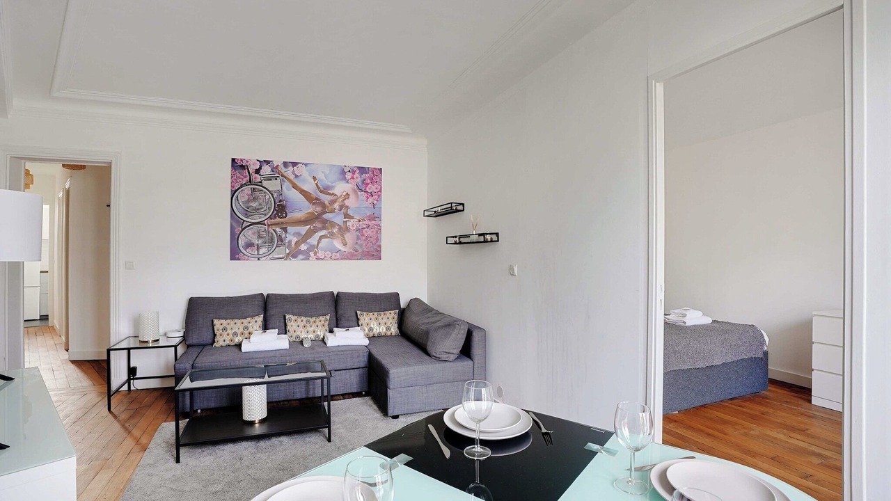 Photo of Bedroom in Saint-Ouen
