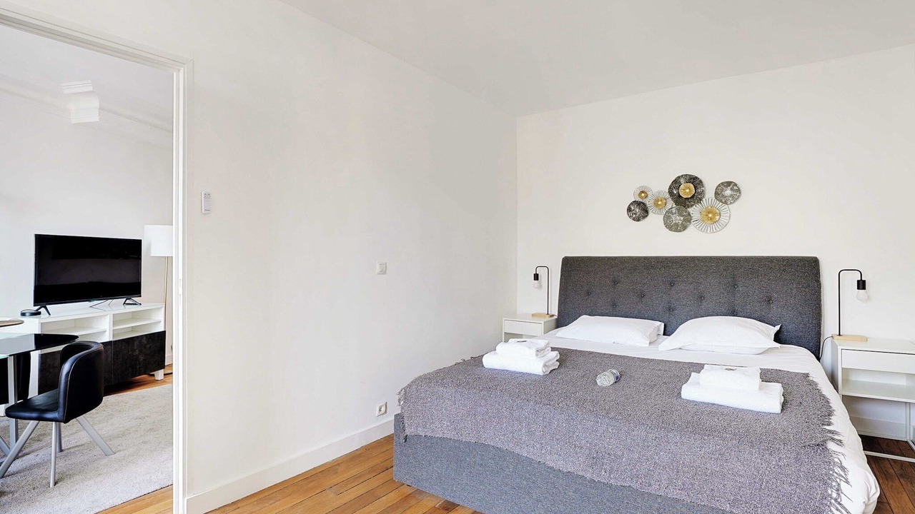 Photo of Bedroom in Saint-Ouen