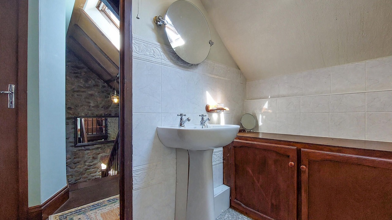 Photo of Bathroom in Le Ferre