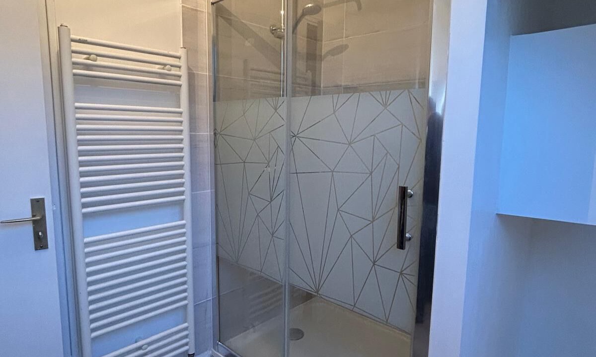 Photo of Bathroom in Ymeray