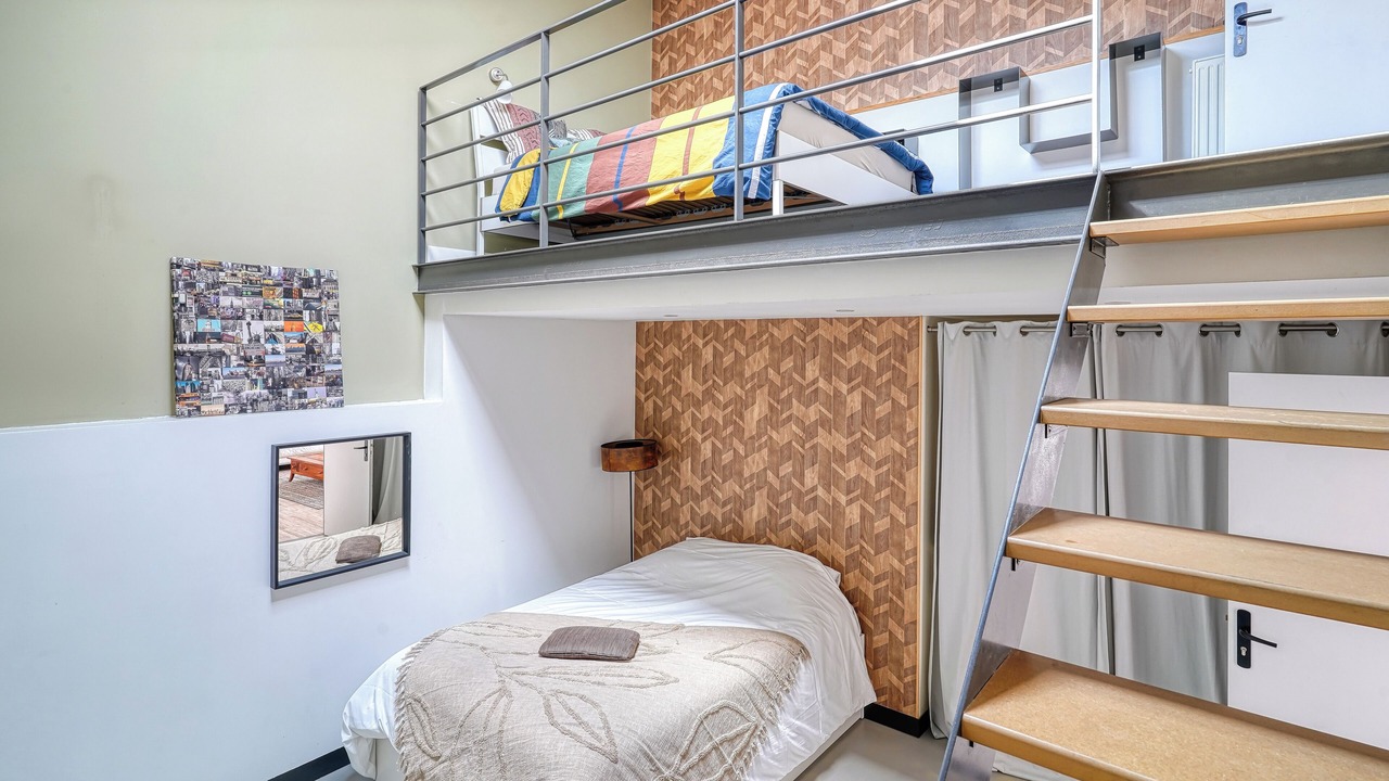 Photo of Bedroom in Melun
