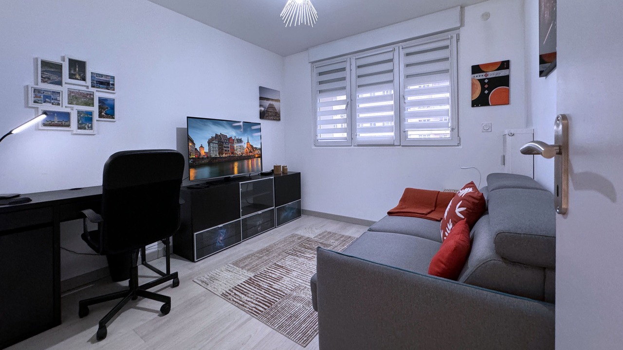Photo of Livingroom in Esplanade