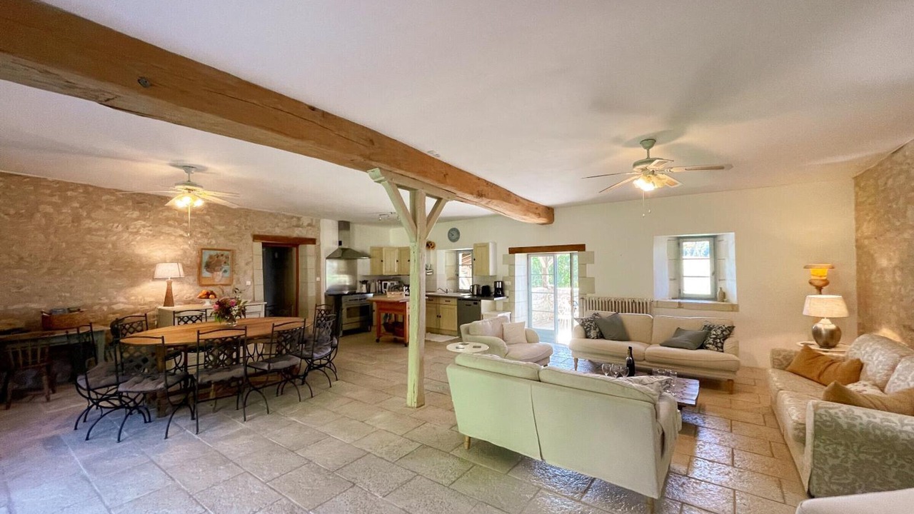 Photo of Livingroom in Cussay