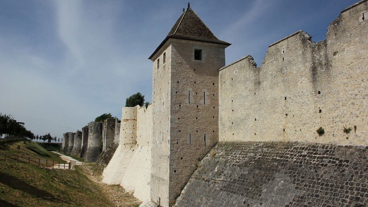 Photo of Others in Provins