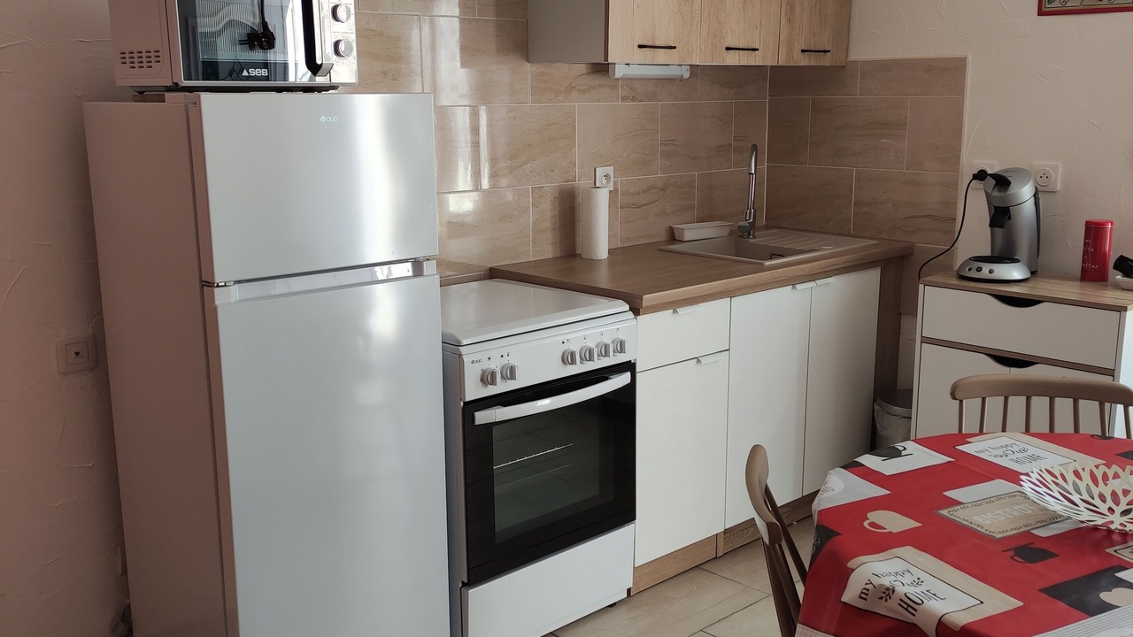 Photo of Kitchen in Loire - Vignobles et Nohain