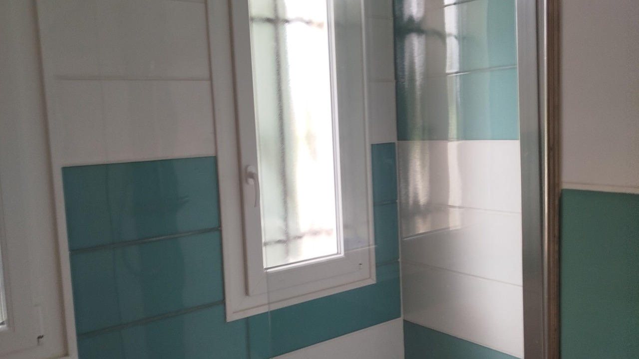 Photo of Bathroom in La Chapelle-de-Guinchay