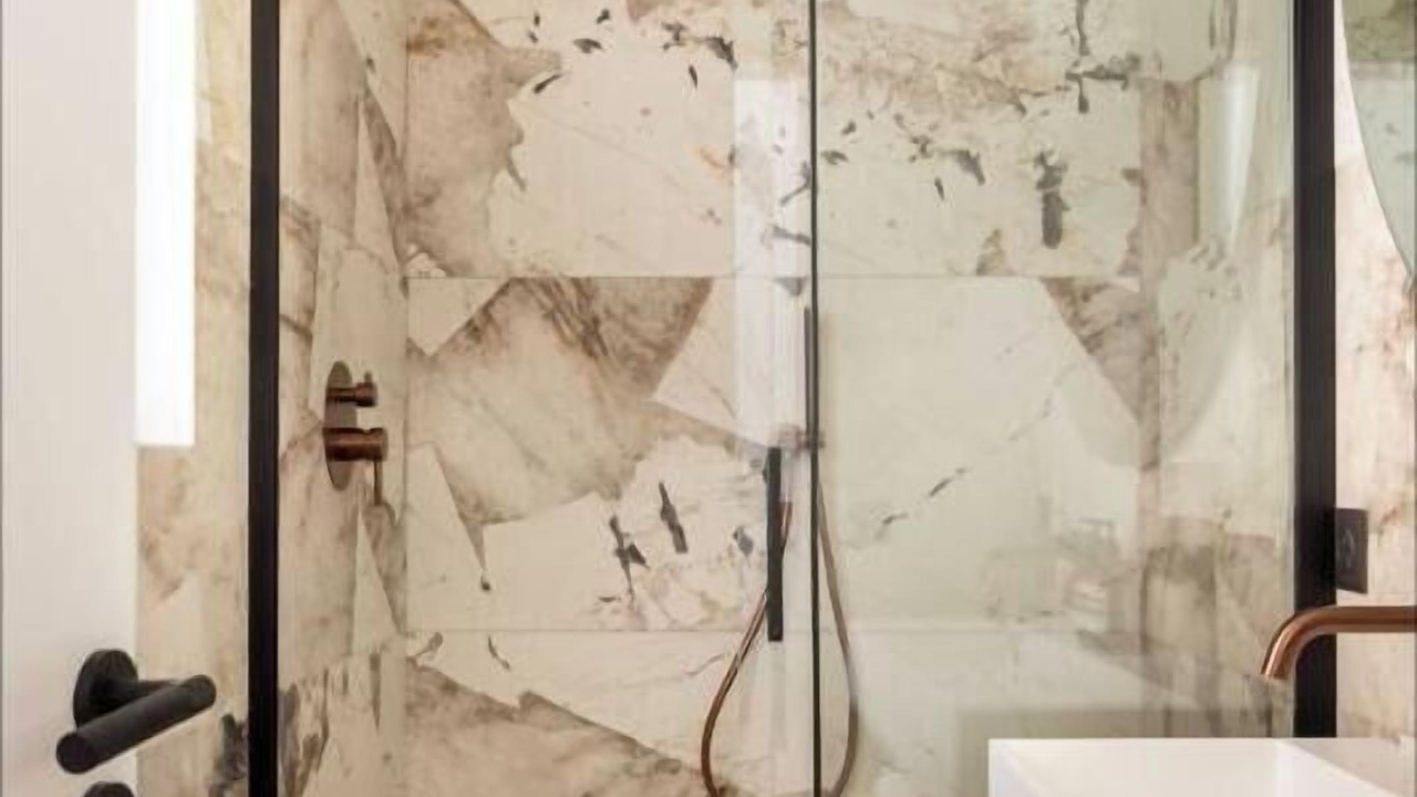 Photo of Bathroom in Val-de-Grace