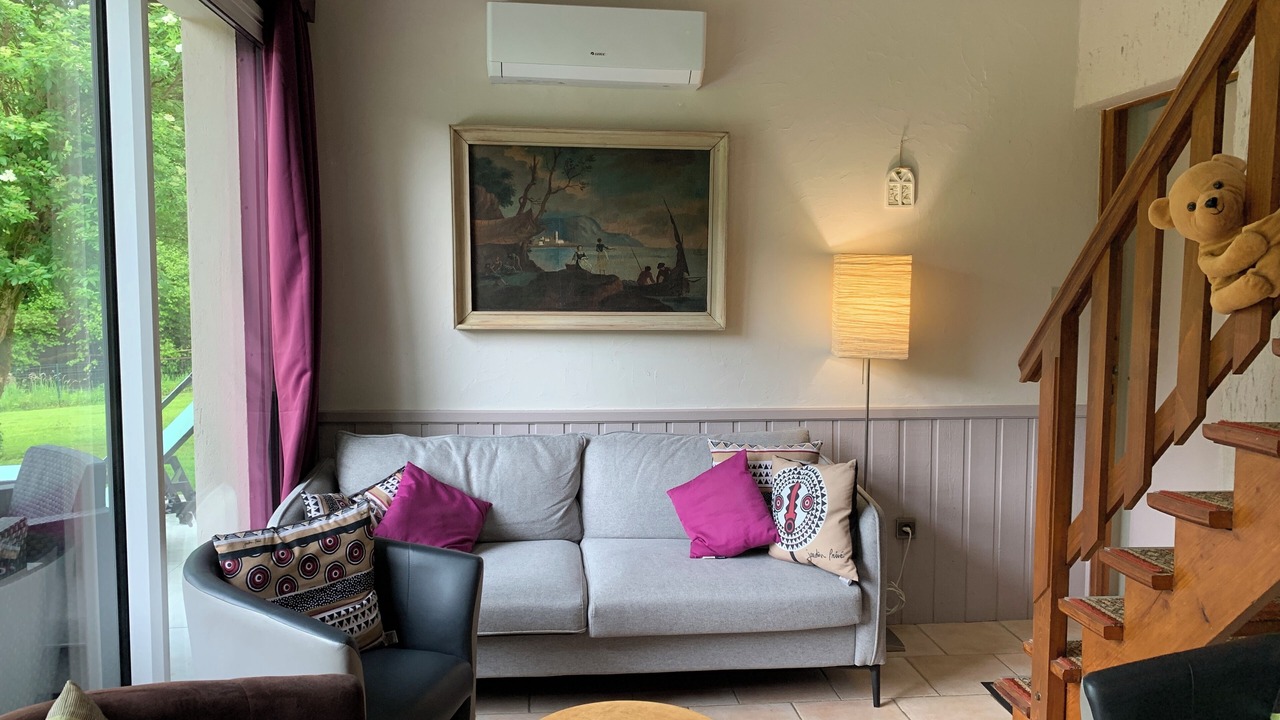 Photo of Livingroom in Nans-sous-Sainte-Anne