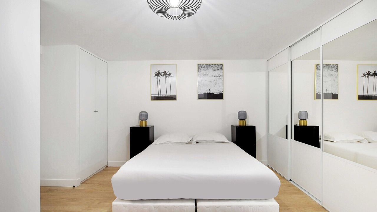 Photo of Bedroom in Quartier du Faubourg-Montmartre