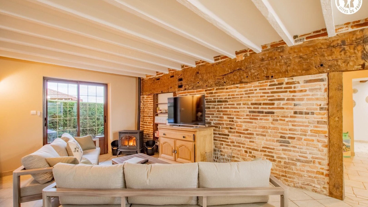 Photo of Livingroom in Sornay